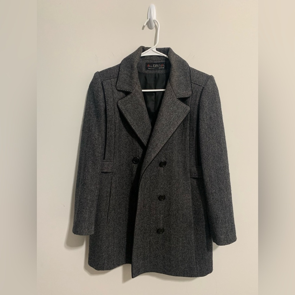 Vintage Gray‎ Tweed Herringbone Wool Coat Double Breasted Petite USA Made Small